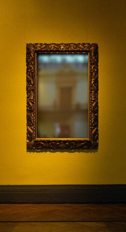 Photo by Luis Villasmil