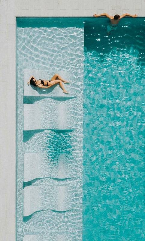 Photo by Lefteris kallergis