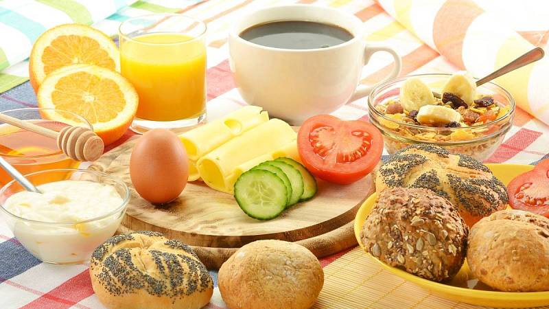 Zkuste někdy vstát dříve a vychutnat si bohatou snídani