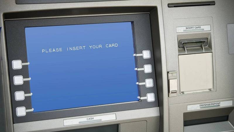 Ovládání bankomatu může být dosti zavádějící