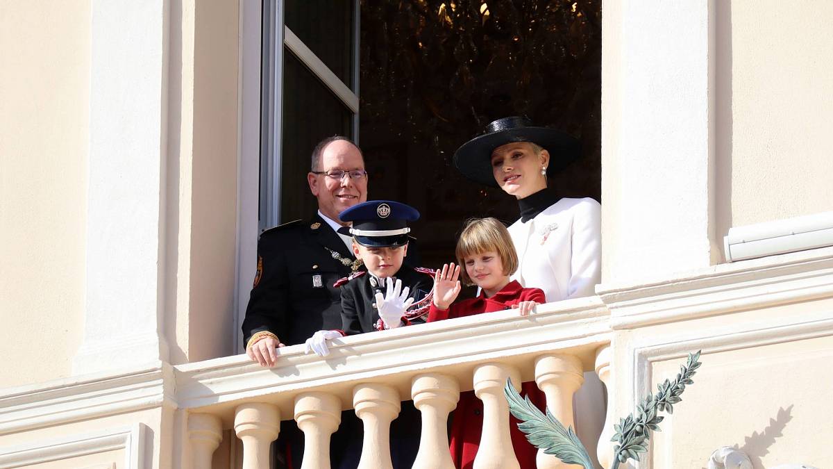 Královská dvojčata princ Jacquese a princezna Gabriella se již od malička účastní mnoha společenských akcí Královská dvojčata princ Jacquese a princezna Gabriella se již od malička účastní mnoha společenských akcí