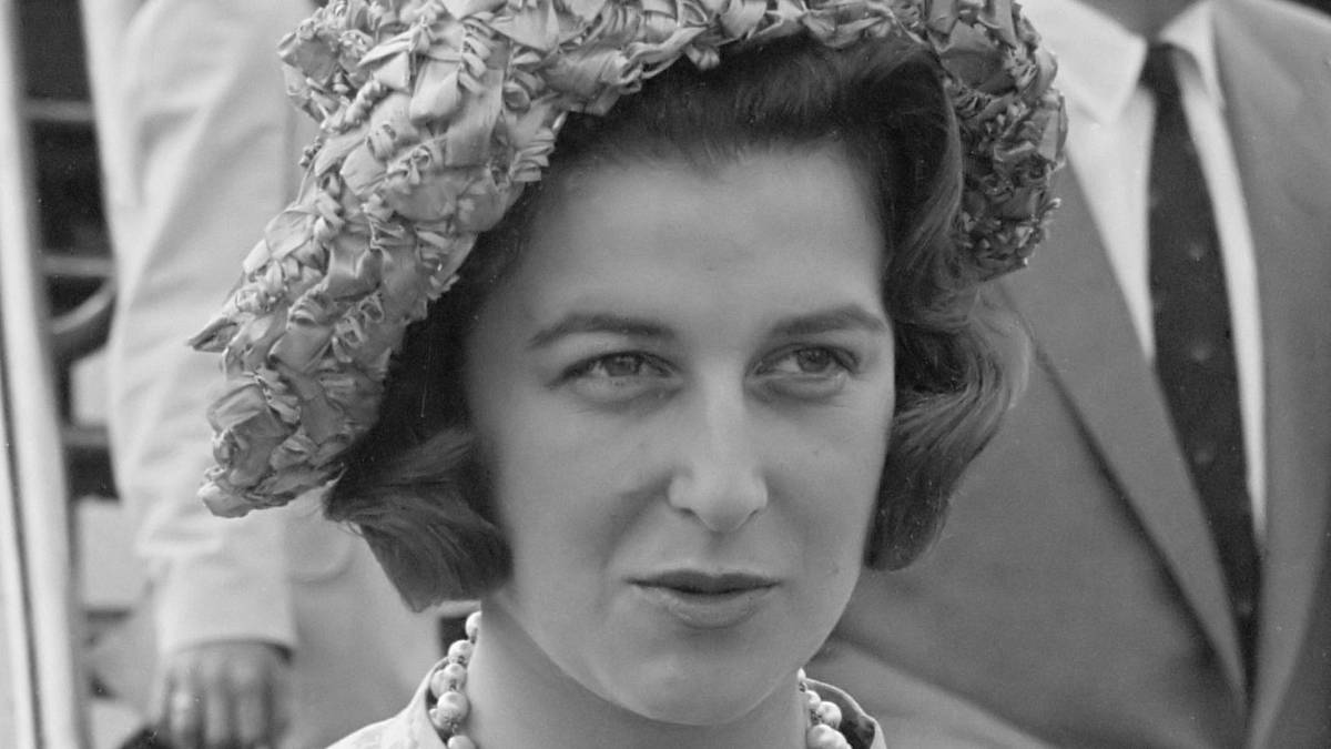 Princezna Alexandra alias lady Ogilvy. První sestřenice královny Alžběty jako patronka zdravotnictví Princezna Alexandra alias lady Ogilvy. První sestřenice královny Alžběty jako patronka zdravotnictví
