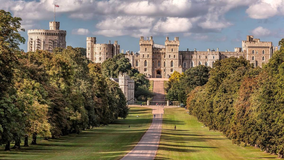 Hrad Windsor láká na duchařské příběhy i jedinečný domeček pro panenky