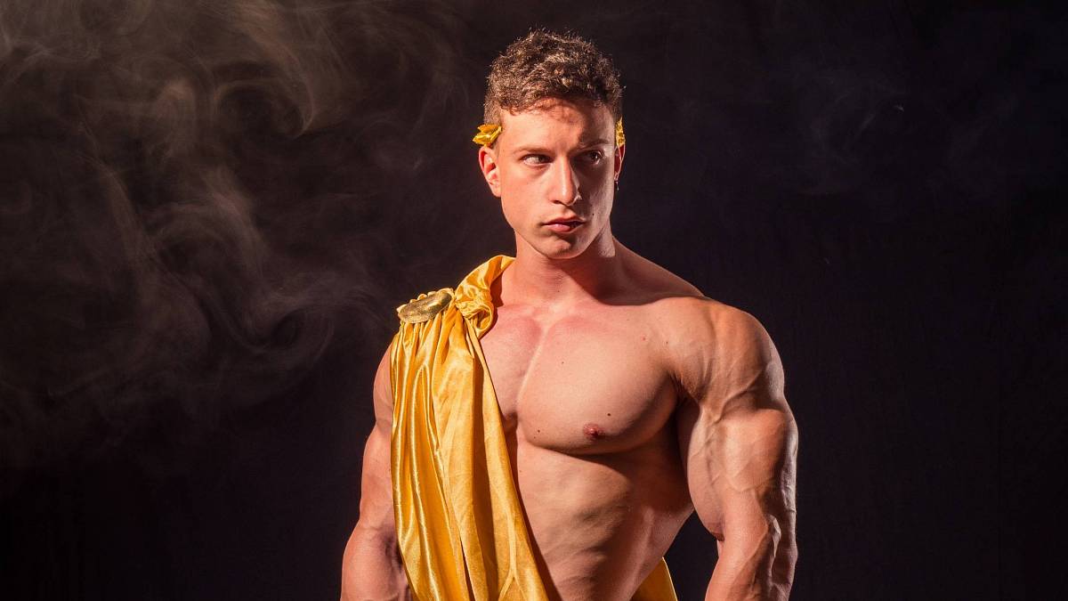 Můj partner si o sobě myslí, že je přinejmenším polobůh Můj partner si o sobě myslí, že je přinejmenším polobůh