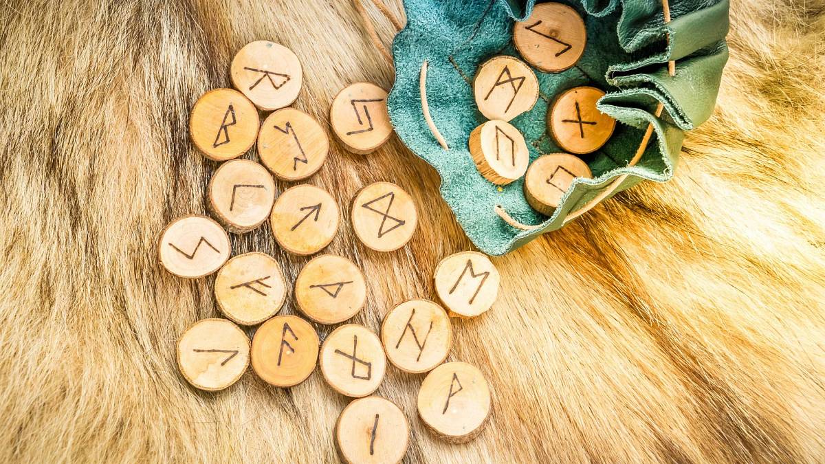 Runový horoskop na duben 2023 vám poví, co vás tento měsíc čeká Runový horoskop na duben 2023 vám poví, co vás tento měsíc čeká