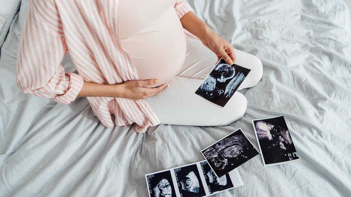 9. měsíc těhotenství: Těhotenství pravděpodobně dosáhlo své maximální náročnosti a sebemenší pohyb vám může činit obtíže 9. měsíc těhotenství: Těhotenství pravděpodobně dosáhlo své maximální náročnosti a sebemenší pohyb vám může činit obtíže