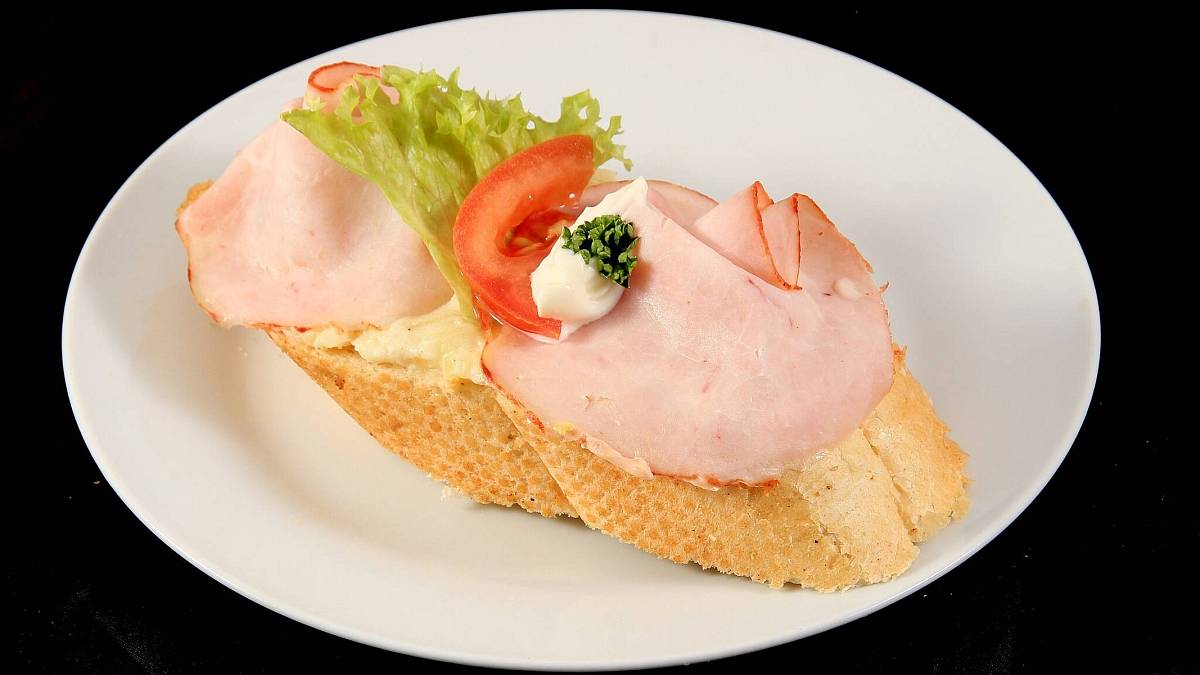 Konec českým chlebíčkům! V Praze končí jedno z nejoblíbenějších lahůdkářství Konec českým chlebíčkům! V Praze končí jedno z nejoblíbenějších lahůdkářství