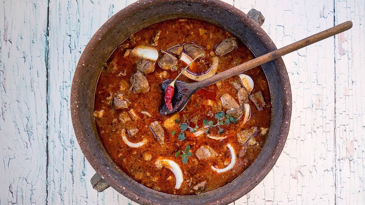 Americký guláš: Jednoduchý recept aneb vše v jednom hrnci Americký guláš: Jednoduchý recept aneb vše v jednom hrnci