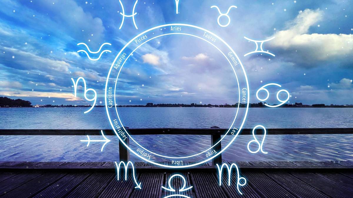 Horoskop na středu 21. 8. 2024: Střelcům dnešek doslova hraje do karet, pro Berany je ideální pro plánování změn Horoskop na středu 21. 8. 2024: Střelcům dnešek doslova hraje do karet, pro Berany je ideální pro plánování změn