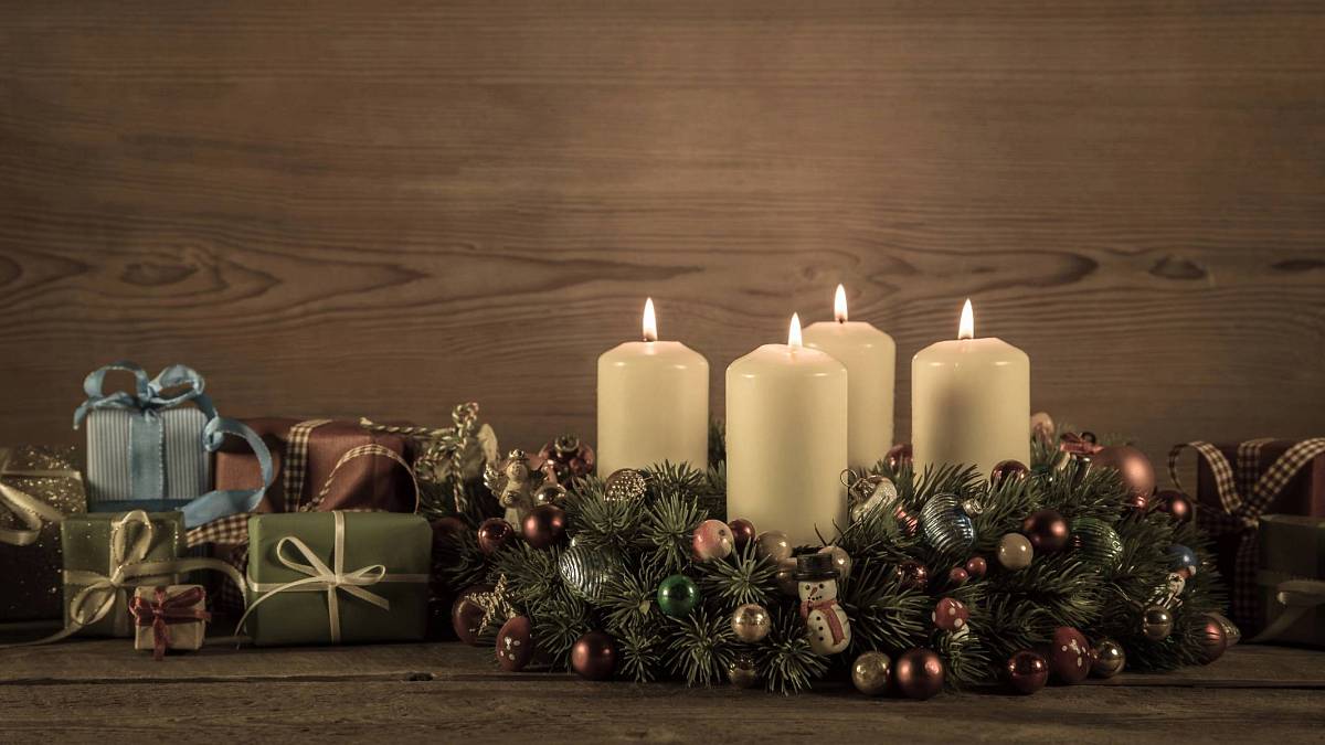 Adventní věnec jako čekání na příchod Ježíška