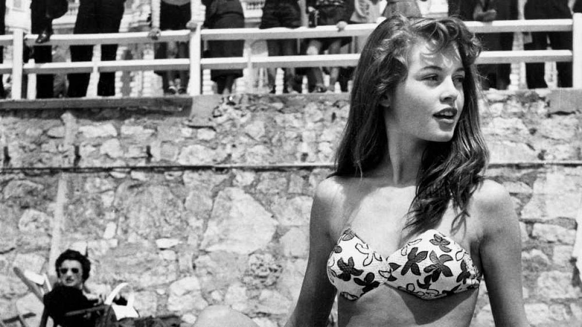 Brigitte Bardot: Žena, která se nebála být svůdná v době, kdy byla smyslnost považovaná za neslušnost Brigitte Bardot: Žena, která se nebála být svůdná v době, kdy byla smyslnost považovaná za neslušnost
