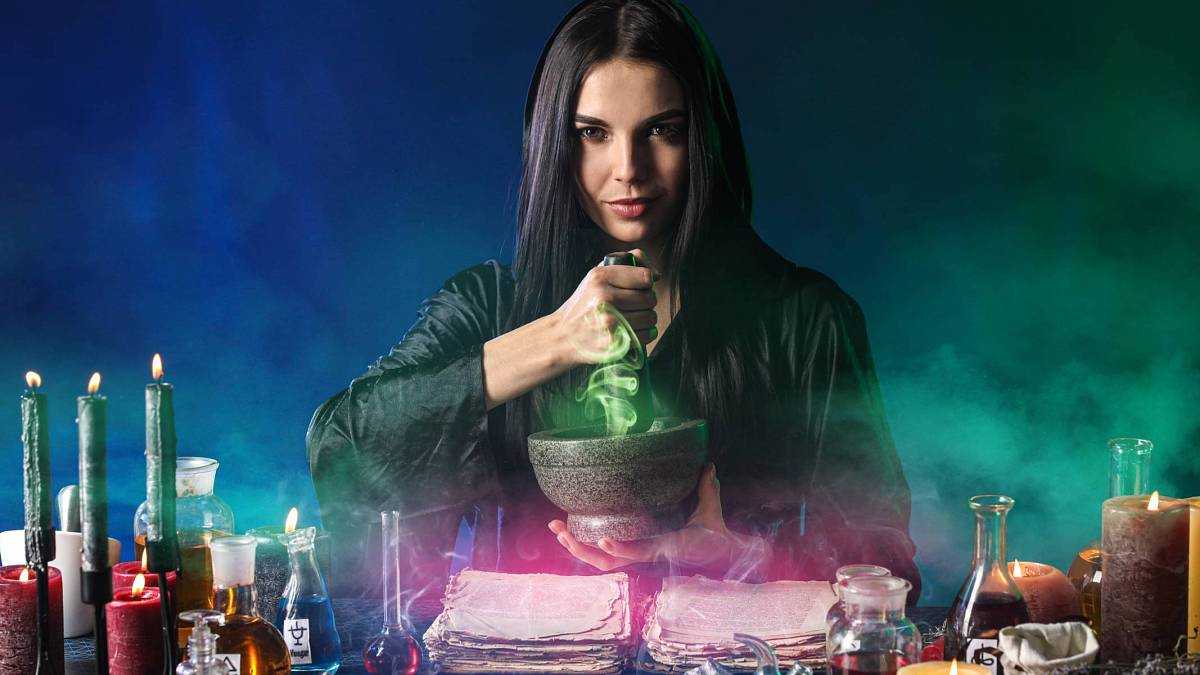 Proč i v dnešní moderní době věříme kartářkám a věštkyním? Proč i v dnešní moderní době věříme kartářkám a věštkyním?