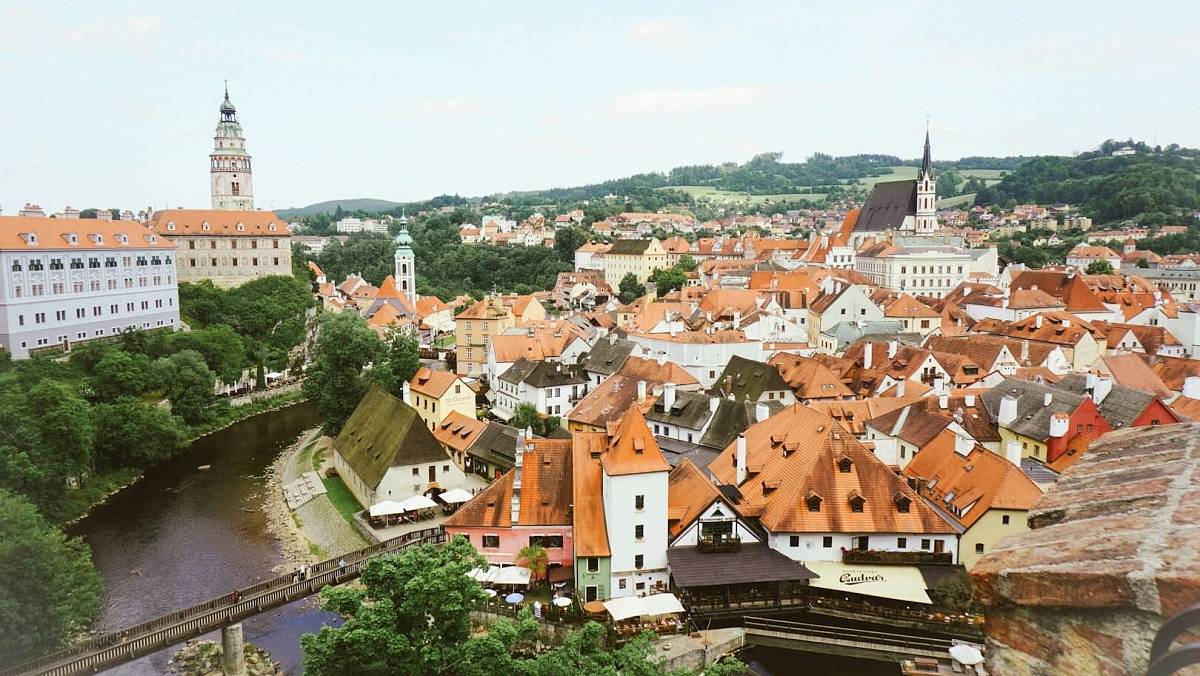 Všichni jezdí do Krumlova, ale já objevil tohle místo 20 km vedle. Je tam stejná krása a ceny jako za sociku