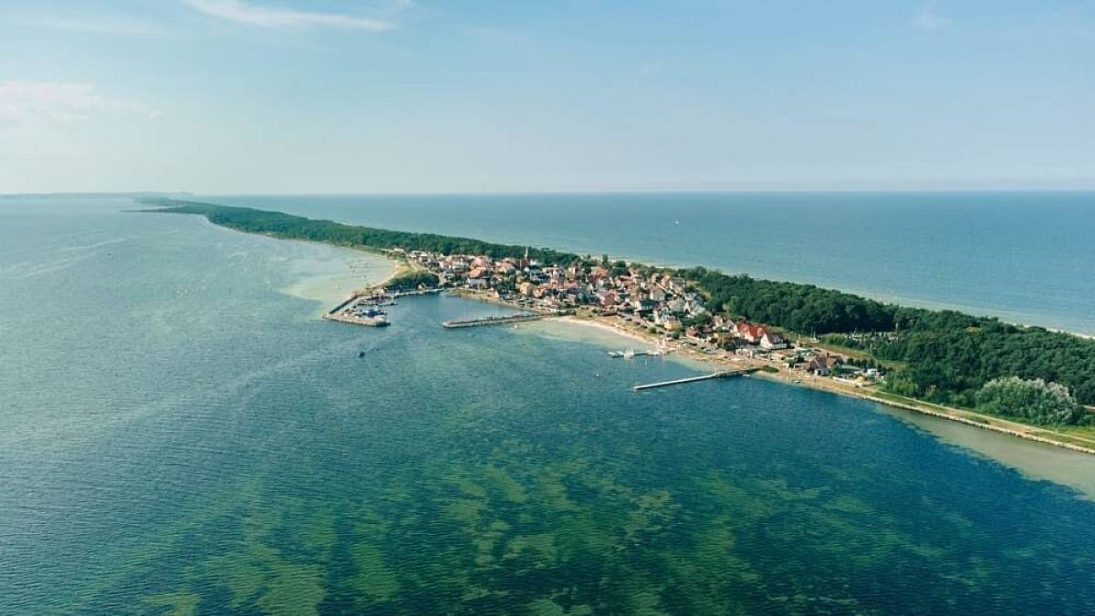 Kašleme na Jadran. Našli jsme úžasné evropské pláže, kde vás v létě nezabije horko