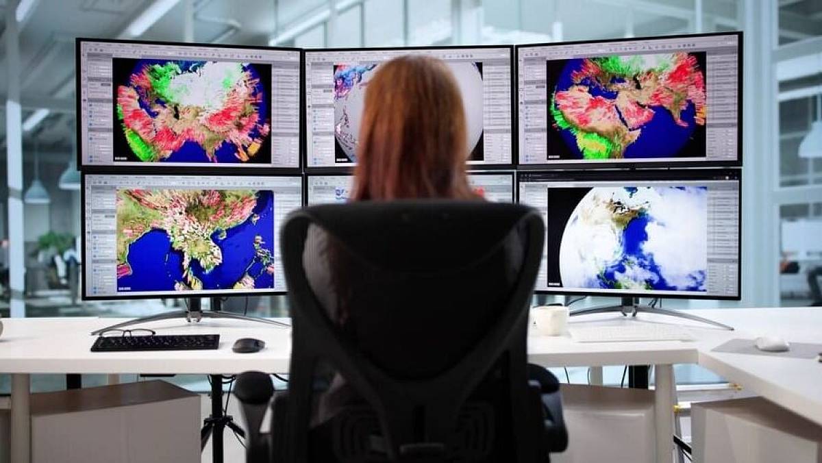 Na Česko se řítí další peklo. Meteorologové varují starší a nemocné lidi