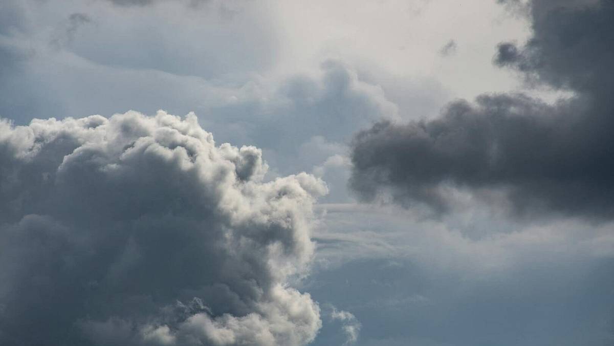 Meteorologové právě změnili předpověď na jaro. Na krásné počasí můžeme zapomenout. V Česku bude zle