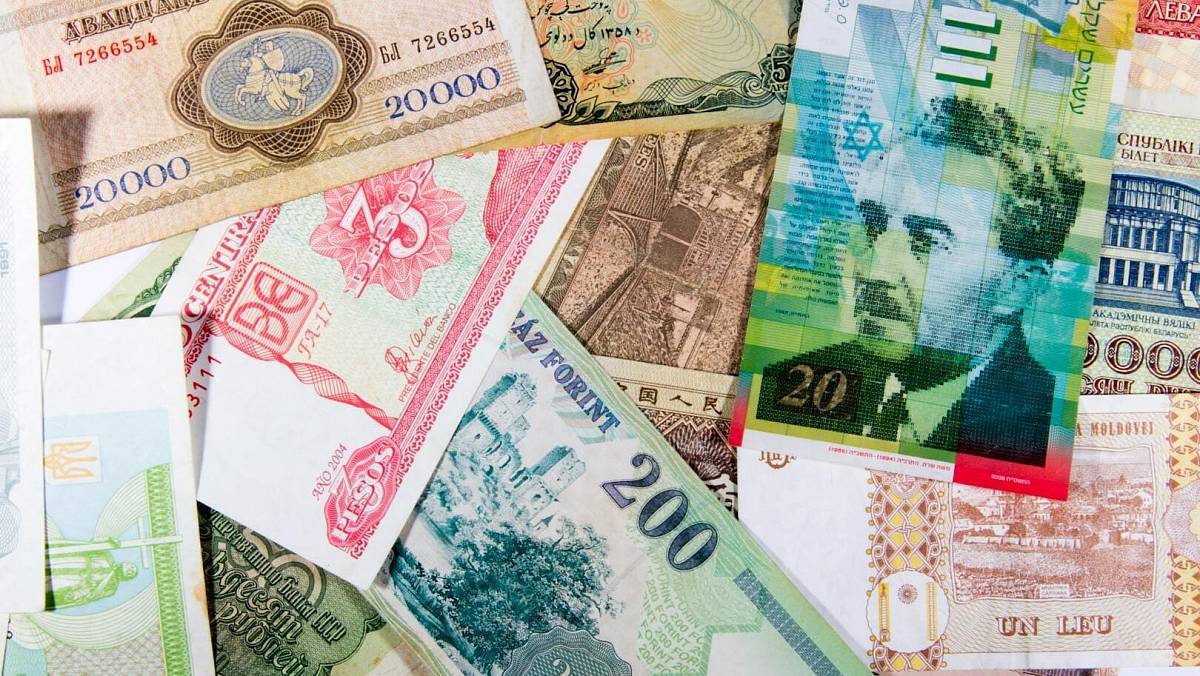 Tahle bankovka vám zaplatí dovolenou v Karibiku. Stačí identifikovat odlišnost na zadní straně