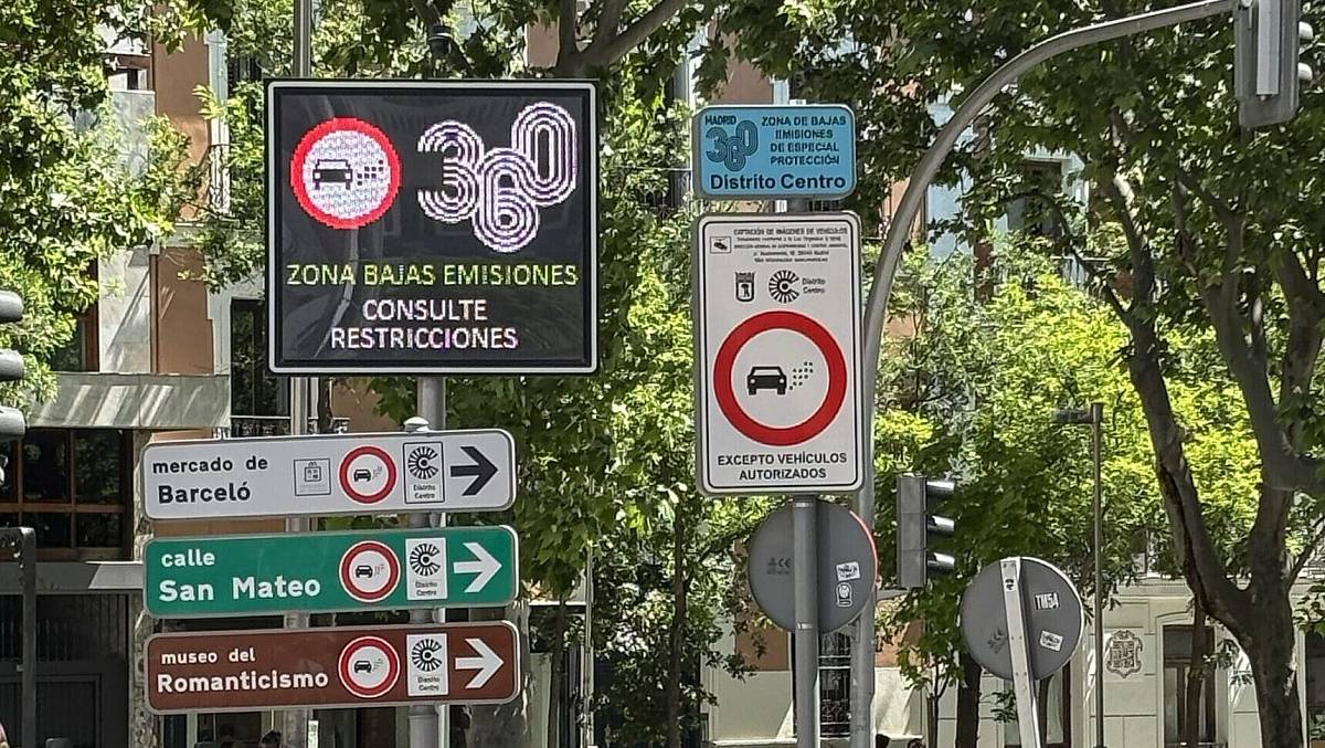 Začala platit nová dopravní značka. Kdo ji poruší, dostane až 5000 Kč pokuty