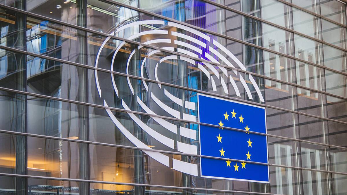 EU je neoblomná: Brusel uzákonil novou povinnost. Kdo ji nesplní, přijde o řidičák