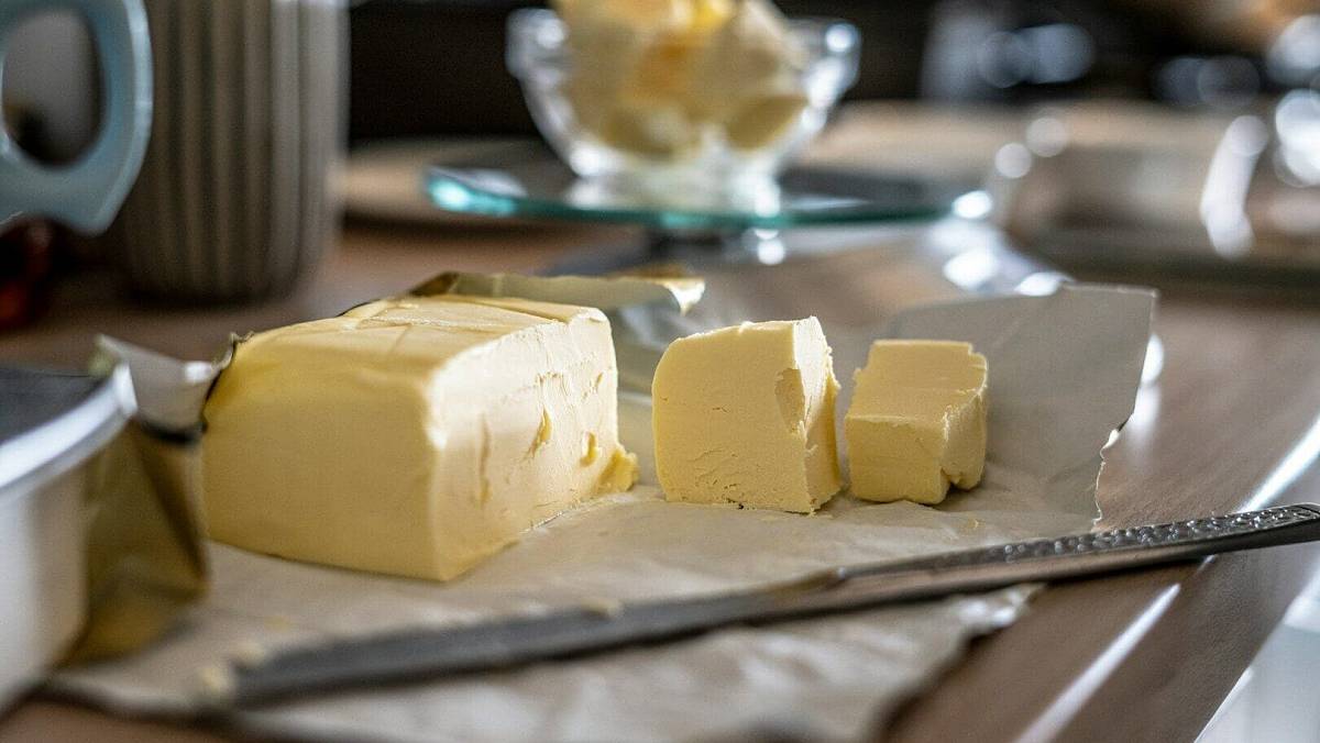 Otestovali jsme 10 másel z Lidlu, Alberta a Billy. Doporučili bychom jediné