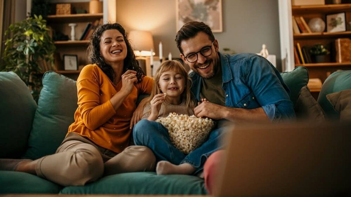 Tento film viděly všechny Husákovy děti alespoň 10x. Dnešní mládež se mu směje a ťuká si na čelo