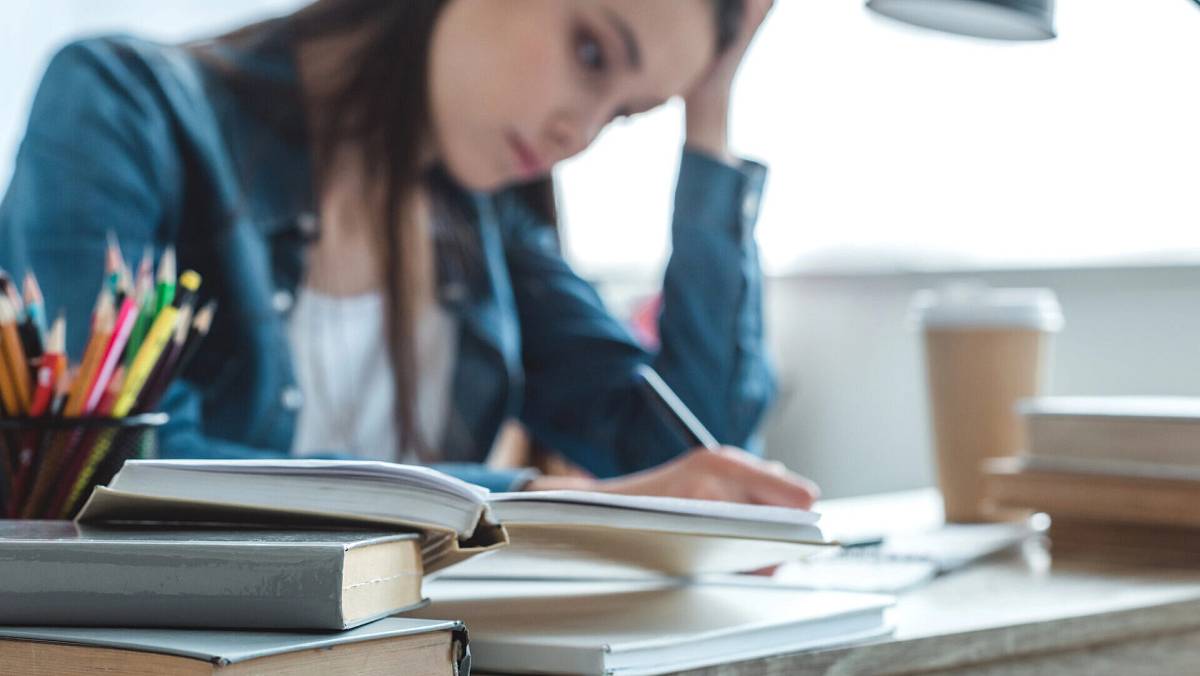 KVÍZ: Dokážete se učit efektivně? Těchto 10 otázek prověří vaše znalosti paměťových technik