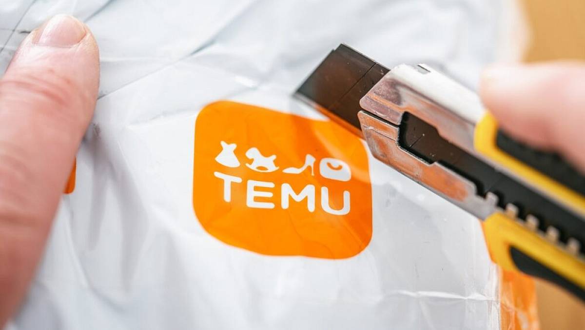 Na Temu jsem objednala chytré hodinky za 266 Kč. Doteď nechápu, co vlastně přišlo
