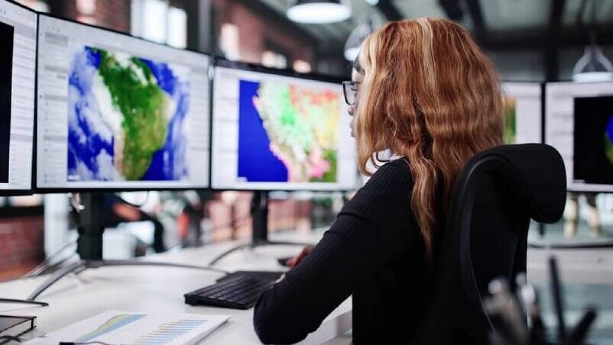 Ani vedro, ani bouřky. Meteorologové právě změnili předpověď. Připravte se na největší šok sezóny