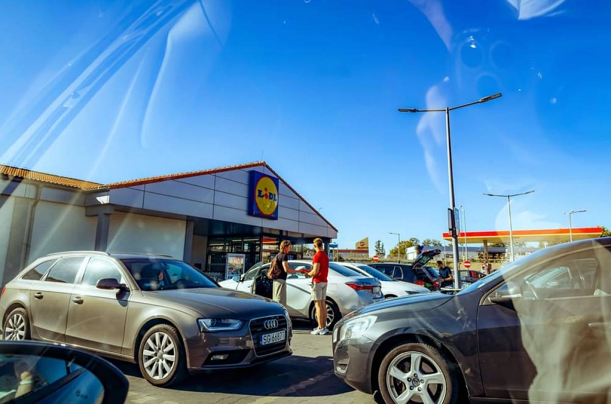 Lidl zavádí past na řidiče. Nové nařízení se nelíbí nikomu