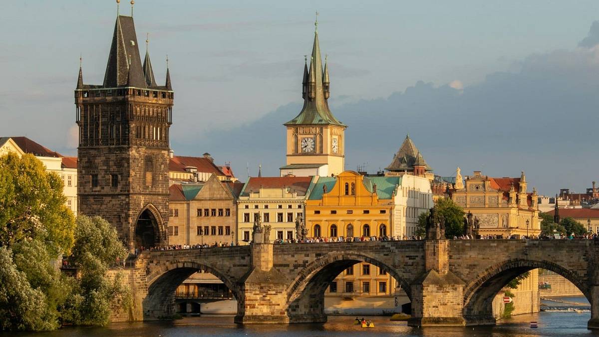 Zapomeňte na Prahu a Krumlov. Bezkonkurenčně nejkrásnější město česka v průvodcích nenajdete