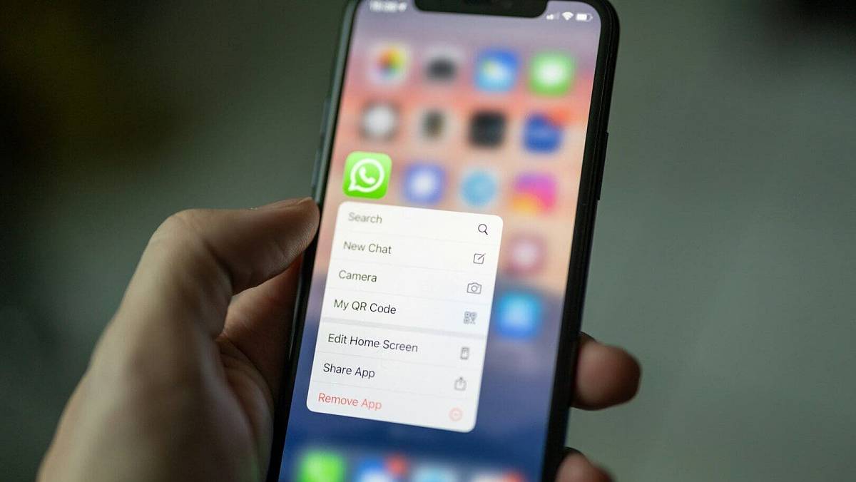 WhatsApp vylepšil telefonování. Při hovoru stačí jediný pohyb prstu a zvuk se zlepší mnohanásobně