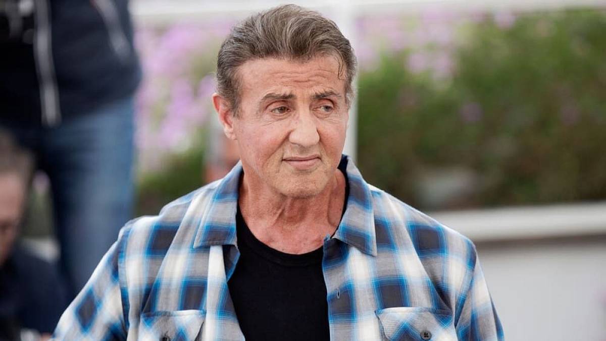 Kdo tenhle kultovní snímek nezná, jako by nežil. Dnes ve 21:35 to na ČT2 pořádně rozjede filmová legenda