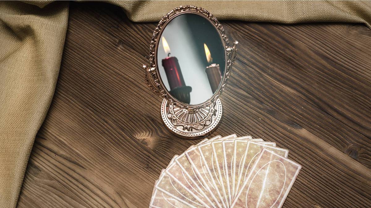 Co vám prozradí věštba z magických zrcadel na červen? Co vám prozradí věštba z magických zrcadel na červen?