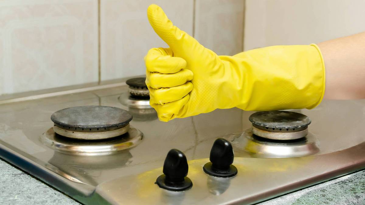 Jak na vyčištění usazené mastnoty z kuchyně?