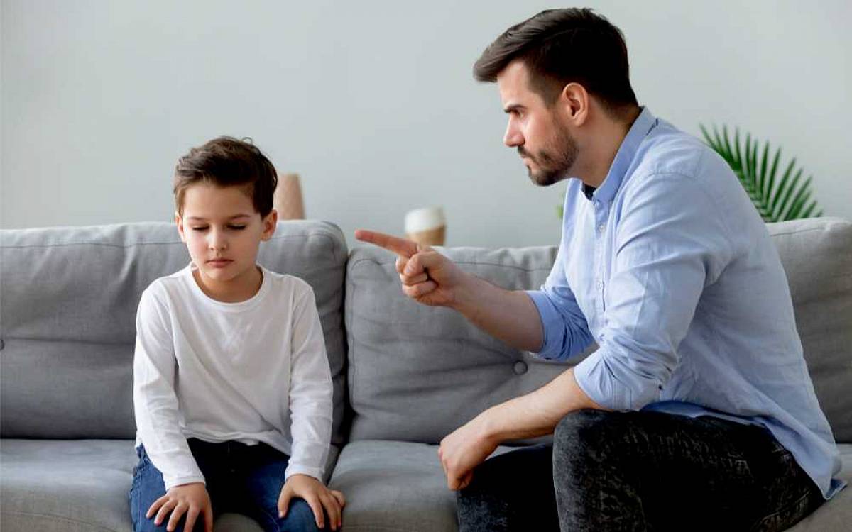 Typické hlášky rodičů, které jsme všichni nesnášeli. Jestlipak je používáte také Typické hlášky rodičů, které jsme všichni nesnášeli. Jestlipak je používáte také