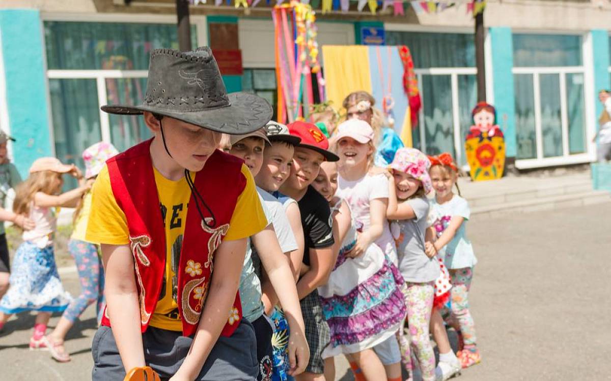 Jak si hrají děti v různých koutech světa. Tohle jsou ty nejzábavnější hry Jak si hrají děti v různých koutech světa. Tohle jsou ty nejzábavnější hry