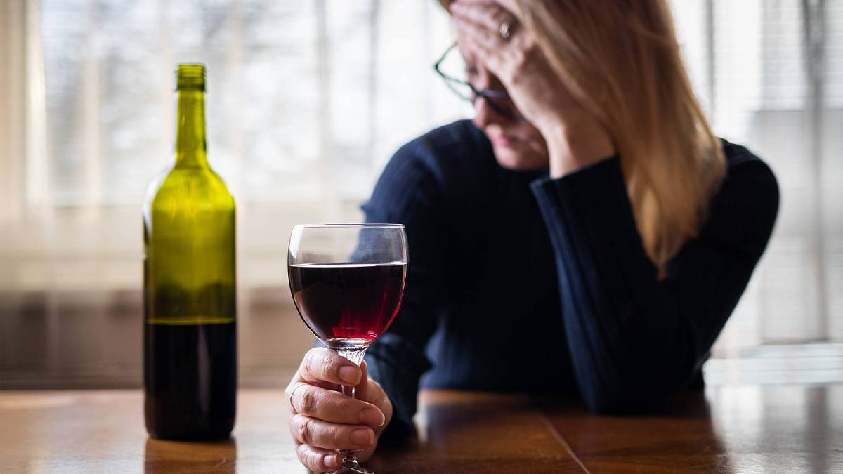 Jakým nápojům byste se měli vyhnout, když prožíváte těžké psychické období? Jakým nápojům byste se měli vyhnout, když prožíváte těžké psychické období?