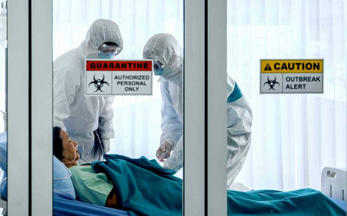 Hospitalizovaných s covidem je více a více, může pomoct polní nemocnice Hospitalizovaných s covidem je více a více, může pomoct polní nemocnice