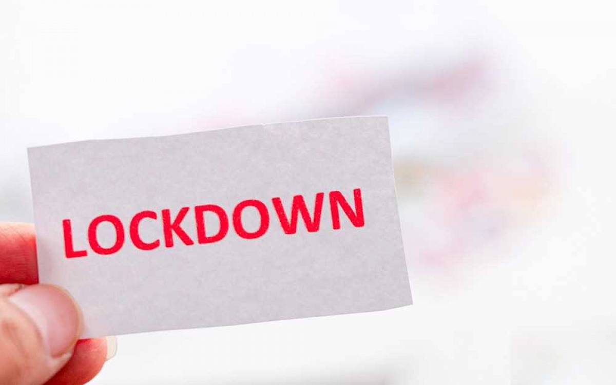 Co je to ten lockdown, kterým nás ministerstvo straší v případě, že proticovidová opatření nezaberou
