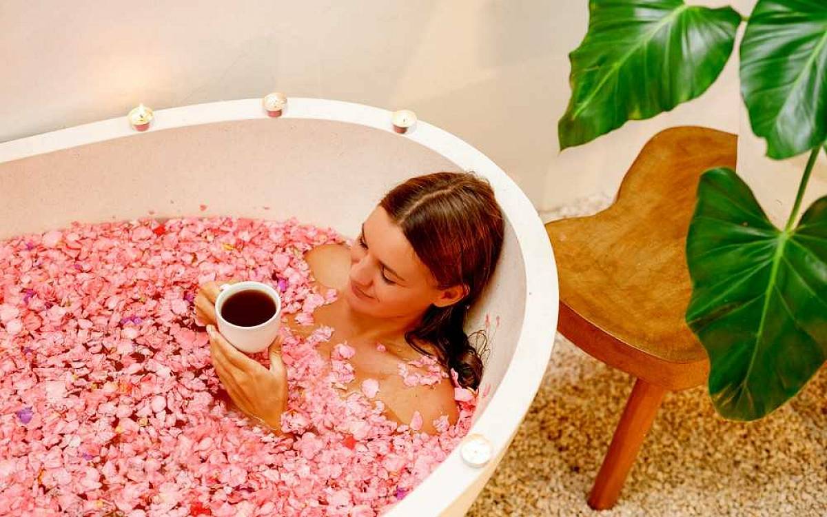Magická síla přírodních vůní aneb objevte kouzlo aromaterapie Magická síla přírodních vůní aneb objevte kouzlo aromaterapie