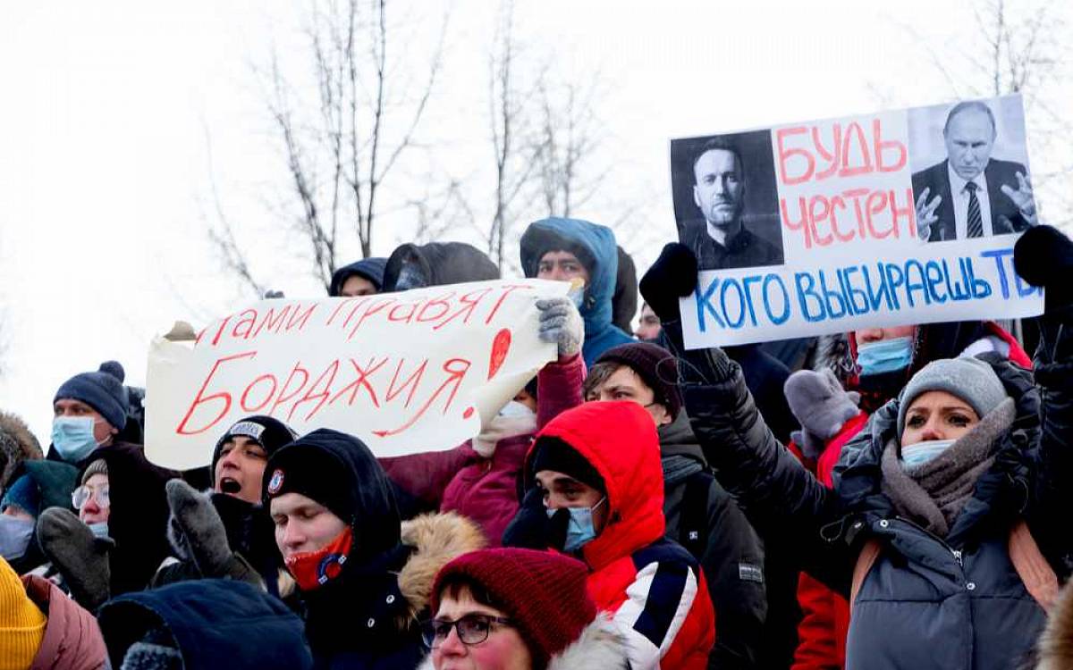 V desítkách měst po celém Rusku se demonstrovalo proti zatčení opozičního lídra Navalného, Rusové se přestávají bát