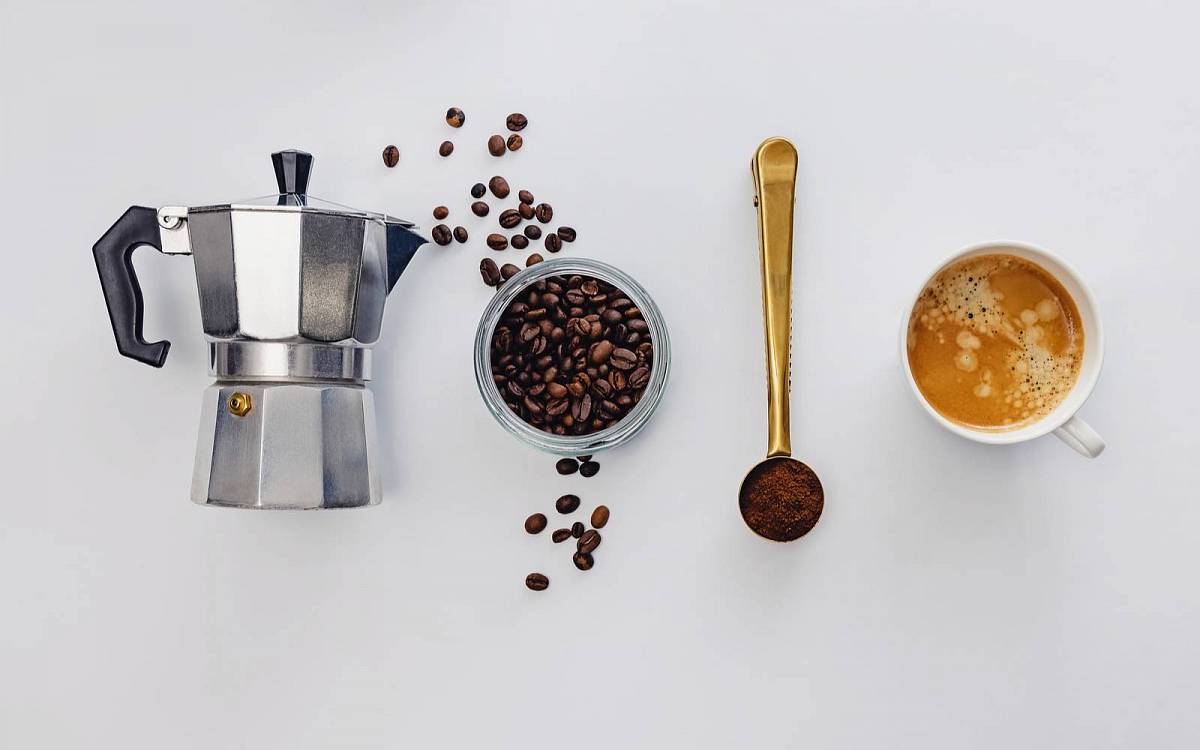 Pro dobré espresso nemusíte nutně do kavárny, aneb jak si připravit kvalitní kávu doma Pro dobré espresso nemusíte nutně do kavárny, aneb jak si připravit kvalitní kávu doma