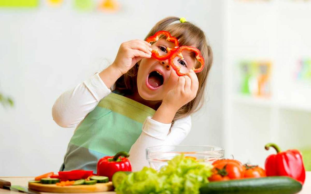 Zabavte děti v kuchyni a rozvíjejte jejich smysly