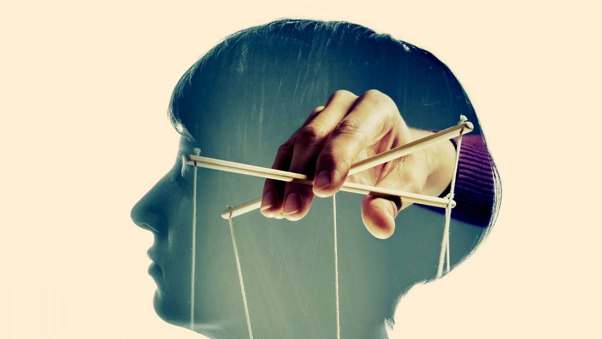 Manipulativní znamení zvěrokruhu, která druhé dokáží přinutit k čemukoli. Patříte mezi tyto mistry manipulace i vy? Manipulativní znamení zvěrokruhu, která druhé dokáží přinutit k čemukoli. Patříte mezi tyto mistry manipulace i vy?