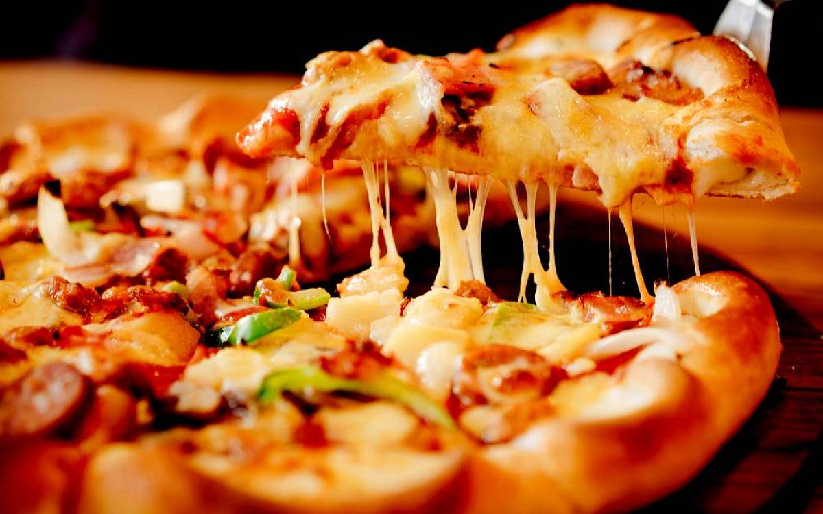 S příchutí Itálie: Kde se vzala pizza a patří na ni ananas nebo ne?