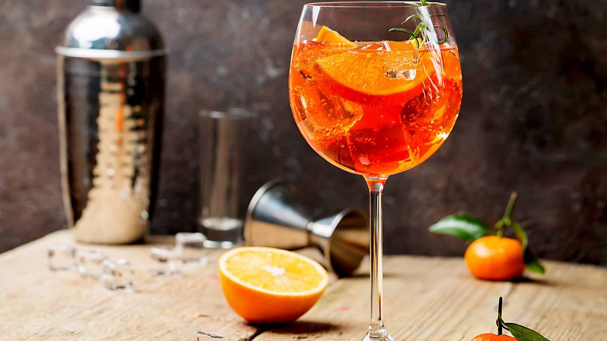 Hledáte ideální drink na léto? Vyzkoušejte Aperol Spritz