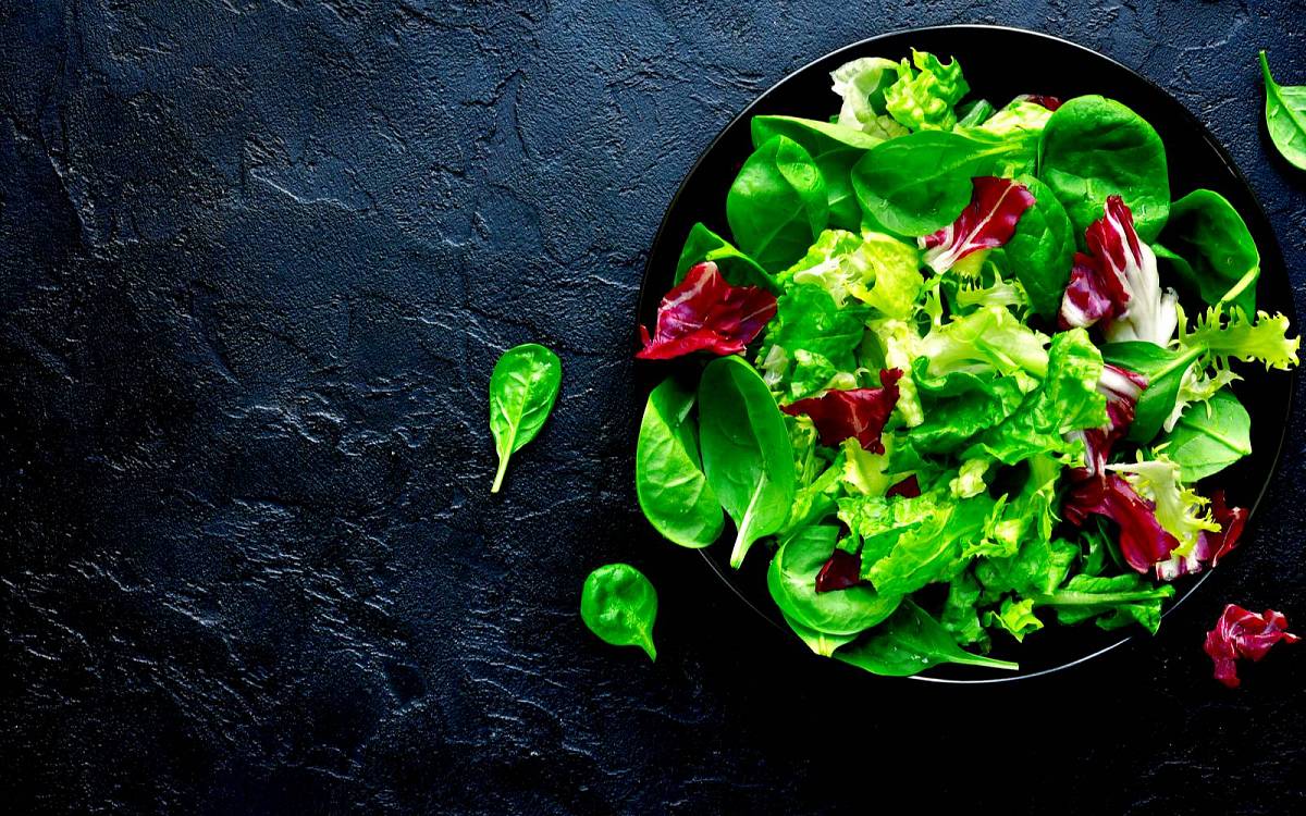 Proč bychom měli více jíst listovou zeleninu