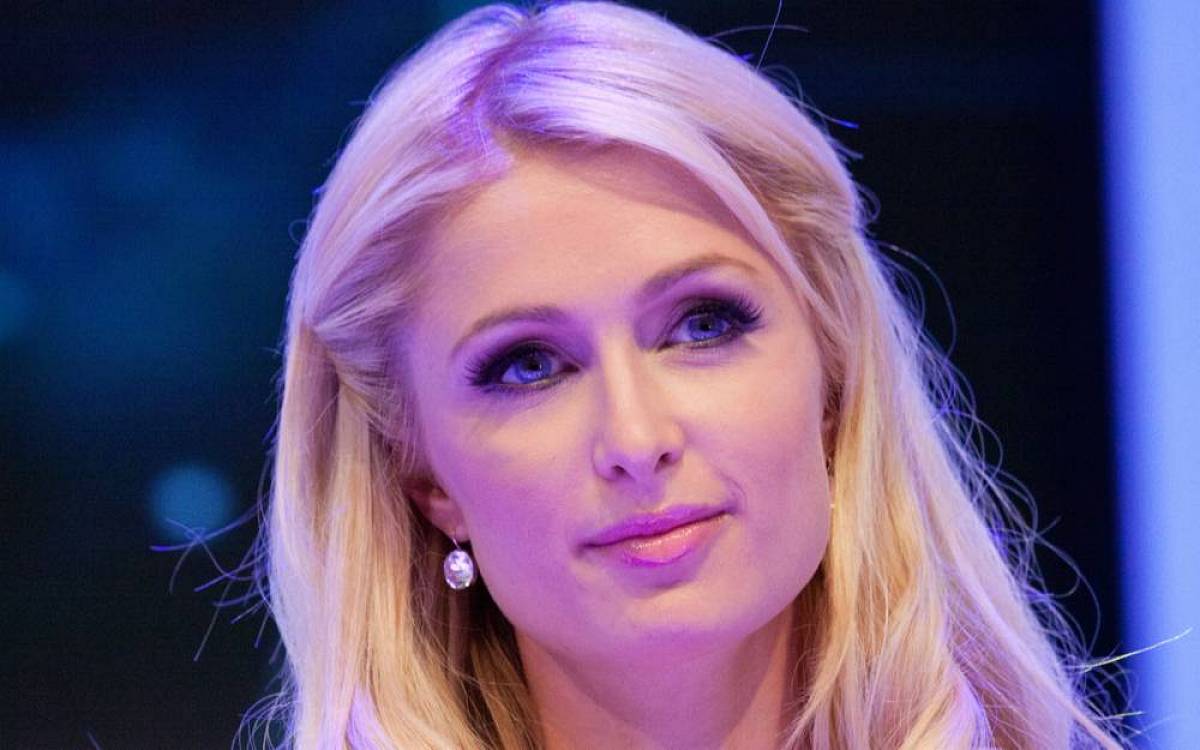 Paris Hilton: Dědička miliardového hotelového impéria na rodinné peníze nečekala, vydělala si své Paris Hilton: Dědička miliardového hotelového impéria na rodinné peníze nečekala, vydělala si své