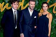 David a Victoria Beckham nejspíš prodělali COVID-19 už v březnu a tajně David a Victoria Beckham nejspíš prodělali COVID-19 už v březnu a tajně