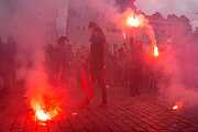 Demonstrace v Praze na Staromáku se zvrhla v potyčky s policií Demonstrace v Praze na Staromáku se zvrhla v potyčky s policií